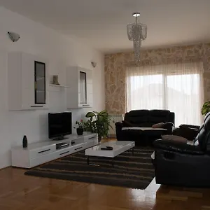  Apartament Adriana